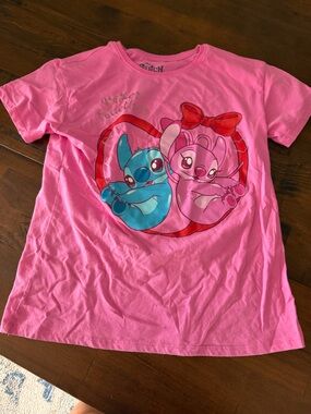Disney Lilo & Stitch Pink Graphic Tee with Heart Motif